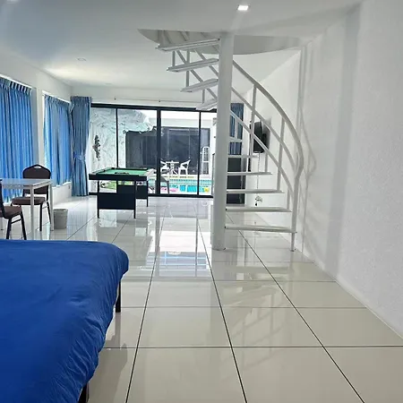 Mona Lisa Pool Villa Pattaya Exterior photo