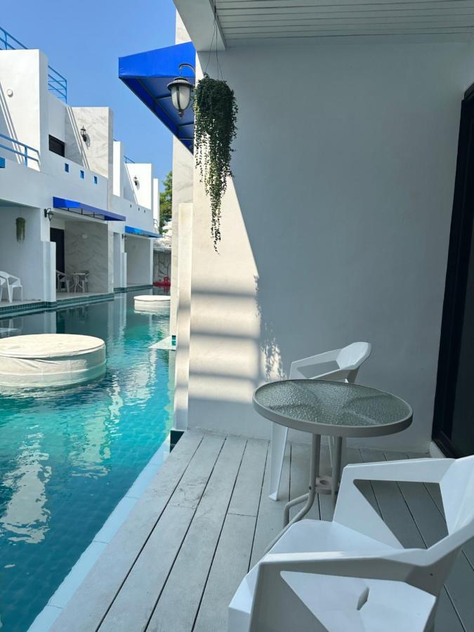 Mona Lisa Pool Homestay Pattaya
