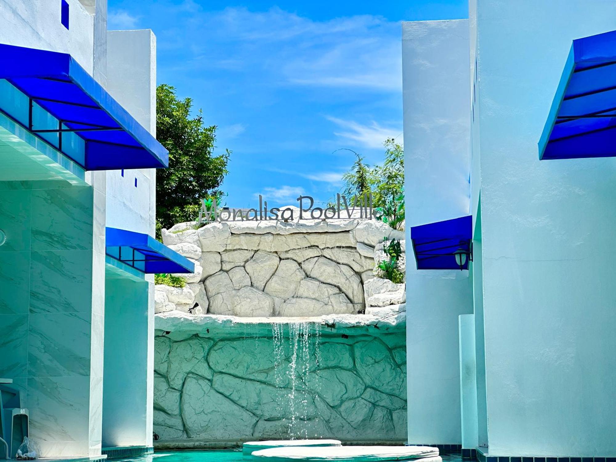 Mona Lisa Pool * Pattaya